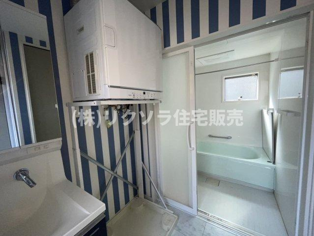 田口1丁目　中古一戸建てのランドリースペース|衣類乾燥機付き
■物件内覧・資金計画相談・住宅ローン相談、リフォーム相談、お問合せ受付中■
※当日・翌日のご内覧、ご相談はお電話でのお問合せがスムーズです！