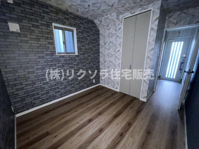 田口1丁目　中古一戸建ての洋室|洋室5.0帖　ウォークインクローゼット付き
■物件内覧・資金計画相談・住宅ローン相談、リフォーム相談、お問合せ受付中■
※当日・翌日のご内覧、ご相談はお電話でのお問合せがスムーズです！