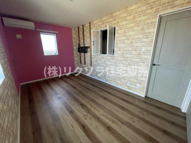 田口1丁目　中古一戸建ての寝室|洋室7.5帖
■物件内覧・資金計画相談・住宅ローン相談、リフォーム相談、お問合せ受付中■
※当日・翌日のご内覧、ご相談はお電話でのお問合せがスムーズです！