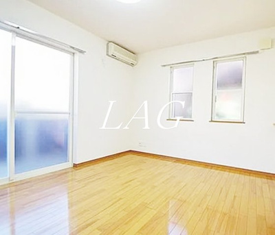 【居間・リビング】 | プレミールＡ | 洋室のお部屋です。