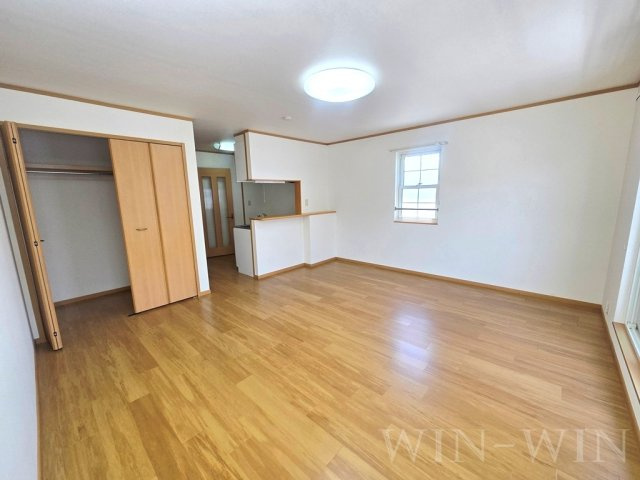 アヴァンツァーレ・イーストの居間・リビング