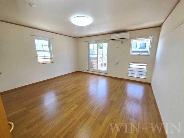 アヴァンツァーレ・イーストの内装