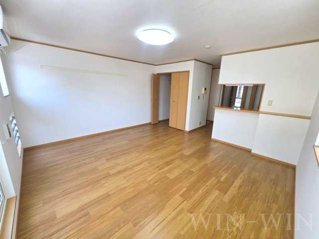 アヴァンツァーレ・イーストの居間・リビング