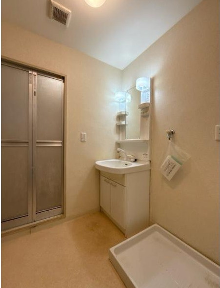 ノブビルホドガヤの独立洗面台|独立洗面台、朝の身支度には欠かせません