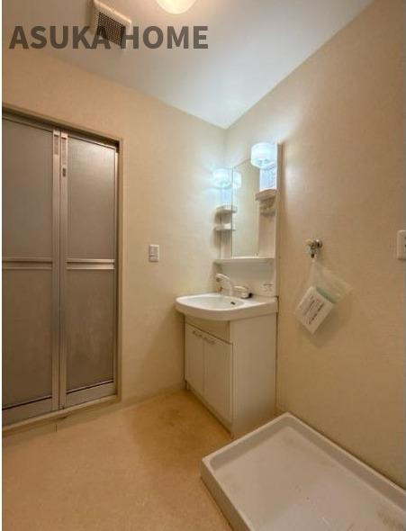 ノブビルホドガヤの独立洗面台|独立洗面台、朝の身支度には欠かせません