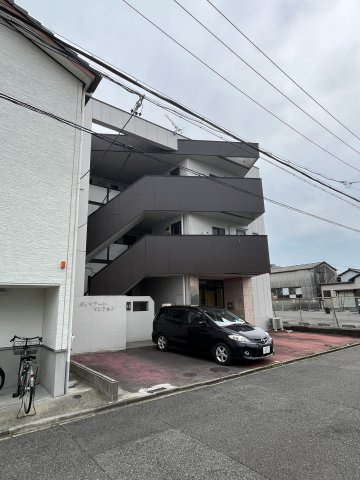 名古屋市南区弥次ヱ町４丁目の一棟マンションの外観