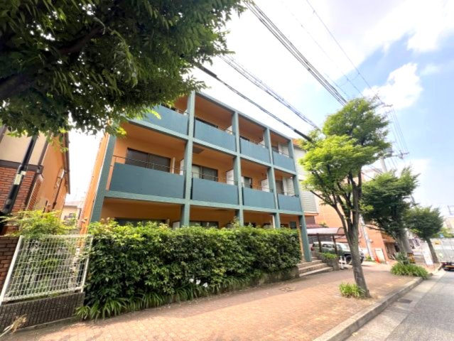 エルマール御影の外観