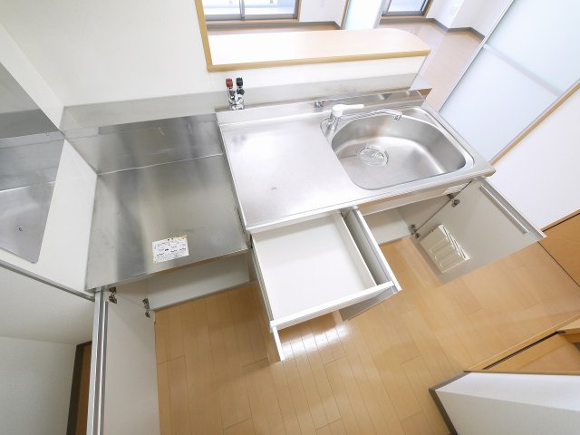 アルペンローゼのキッチン|きれいなキッチンです