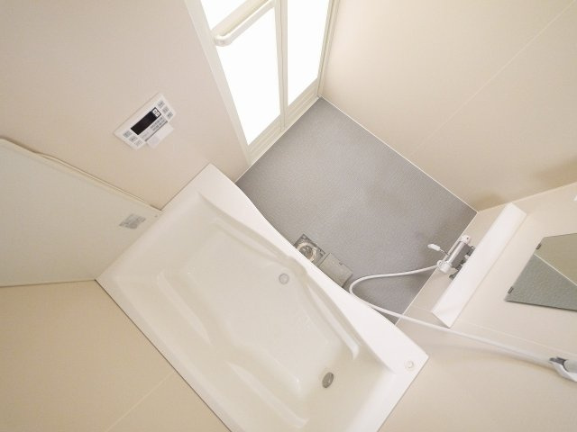 アルペンローゼの浴室|日々の疲れを癒すお風呂付です