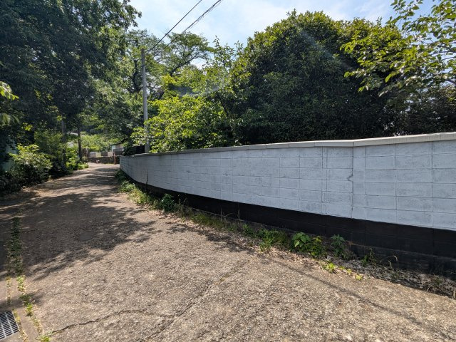 中古戸建　中里見町井ノ下の前面道路含む現地写真