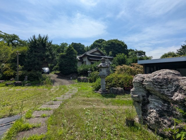 中古戸建　中里見町井ノ下の庭