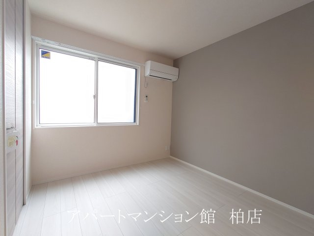 ソラーナ　フェリスの寝室