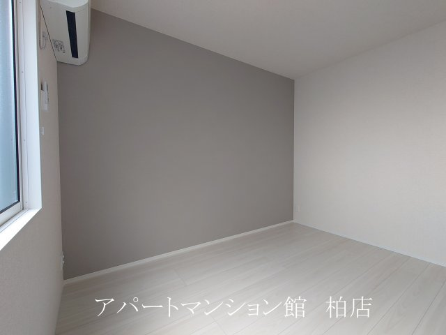 ソラーナ　フェリスの洋室