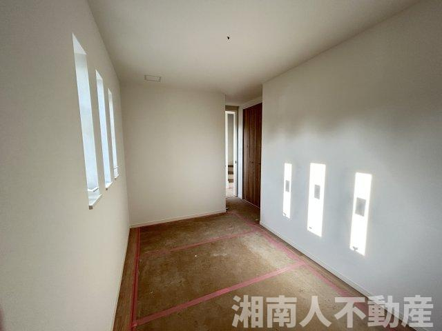 藤沢市石川２丁目５－２１新築戸建の洋室|広々とした洋室です