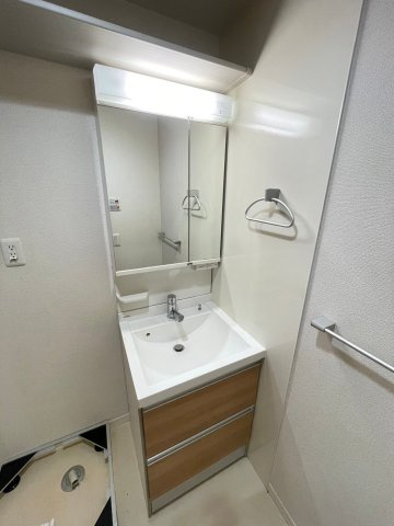 【独立洗面台】