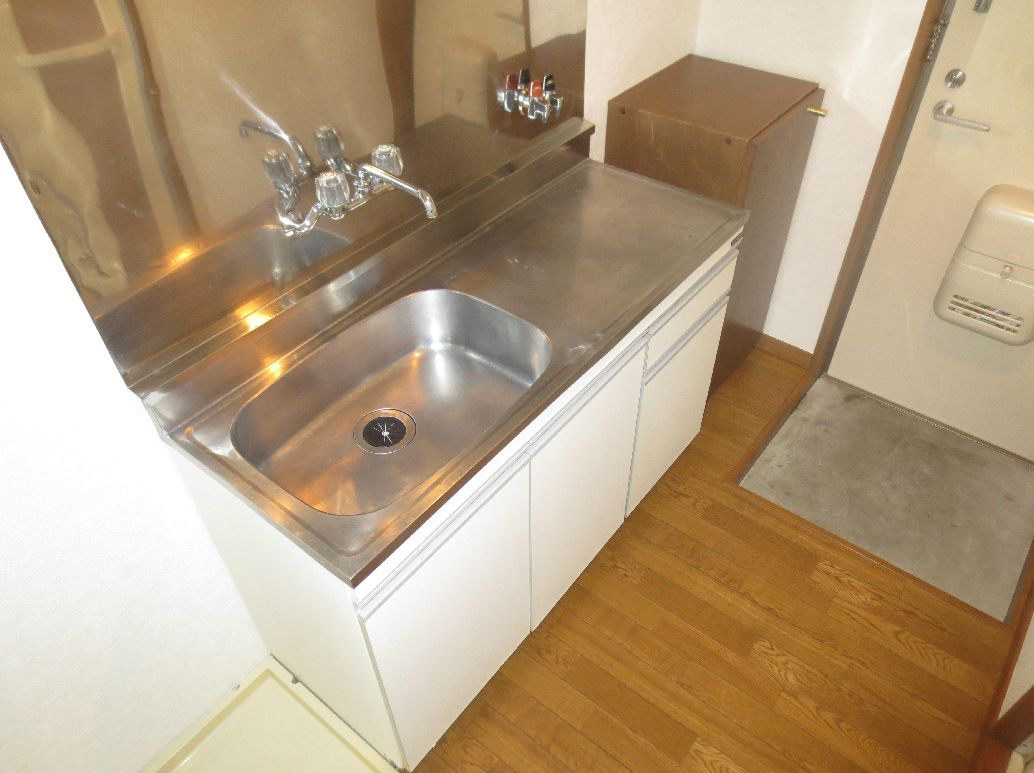 グリーンピース川田のキッチン|別号室の参考写真です。