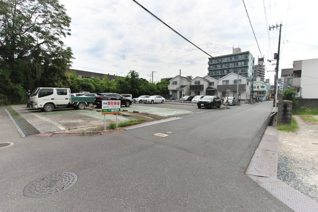 賀谷駐車場（広中町）