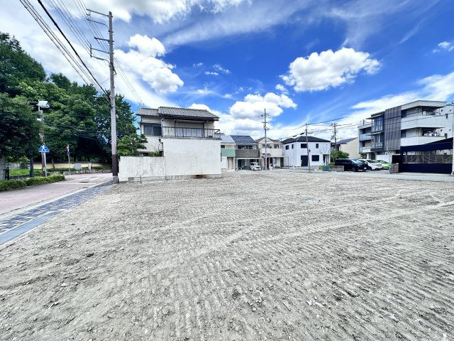 FreeLife久々知11 3号地の前面道路含む現地写真