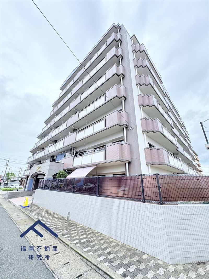 ユーハイム曰佐リベックスの外観