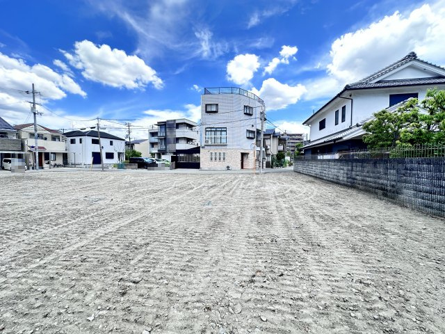 FreeLife久々知11　1号地の前面道路含む現地写真