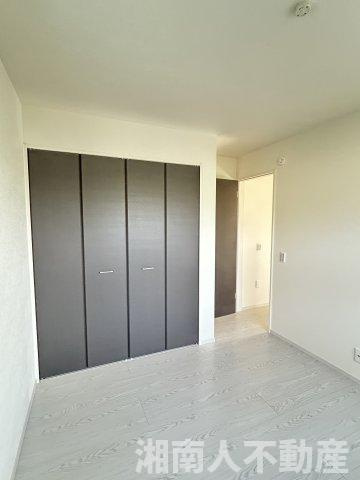 藤沢市城南３丁目１４８－２新築戸建の洋室|使い勝手のいい洋室です