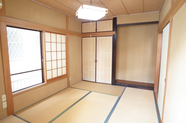 坂戸市泉町2丁目　中古戸建の和室|１階和室