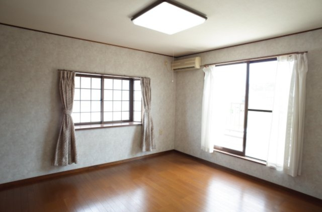 坂戸市泉町2丁目　中古戸建の洋室|２階洋室（８帖）