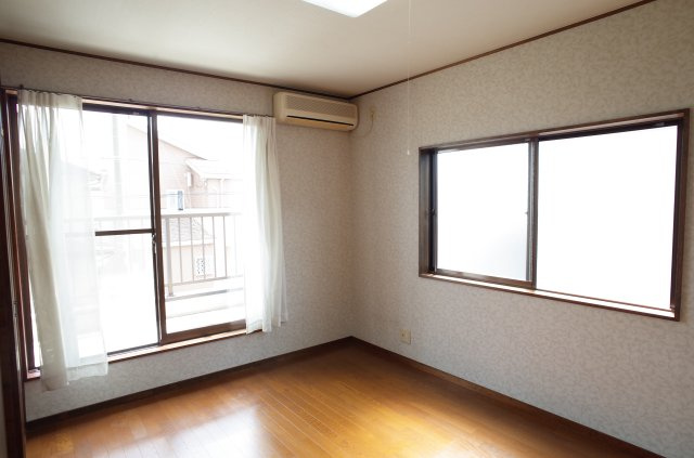 坂戸市泉町2丁目　中古戸建の洋室|２階洋室（６帖）