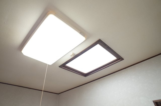 坂戸市泉町2丁目　中古戸建の内装|天窓