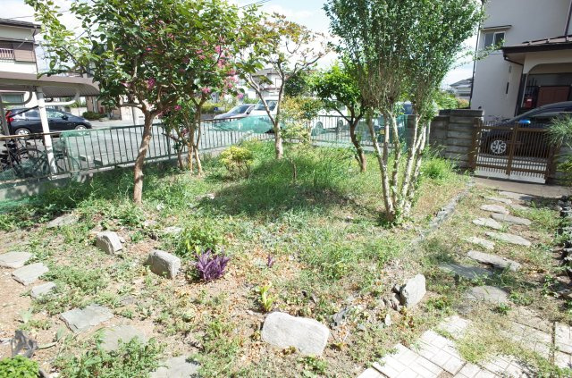 坂戸市泉町2丁目　中古戸建の庭