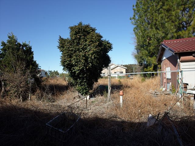 寄居町露梨子土地　1697坪の外観