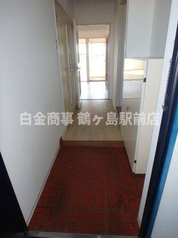 坂戸市大字片柳の賃貸マンションの玄関