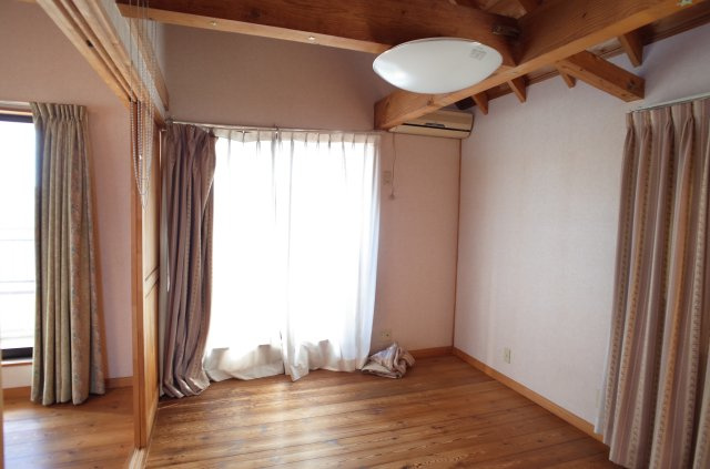 東松山市松山町1丁目　中古戸建（畑付き）の洋室|３階 洋室