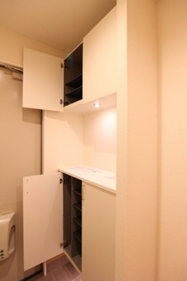 【玄関】 | ルクセンブルグ舞子公園