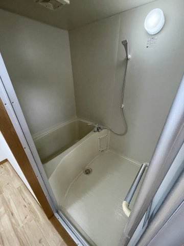 グリーンハイツBの浴室