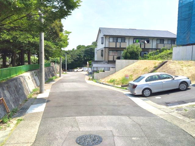 緑区大高町字北平部　売地の前面道路含む現地写真|前面道路