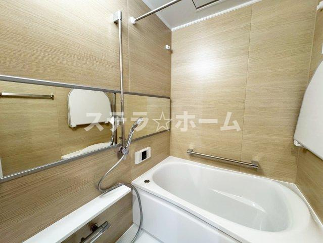 吹田ロイヤルマンションの浴室|ゆったり過ごせるお風呂です