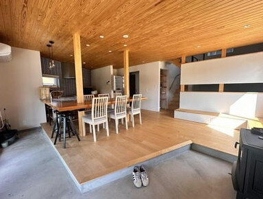 【居間・リビング】 | 洲本市上内膳　中古住宅 | 室内画像