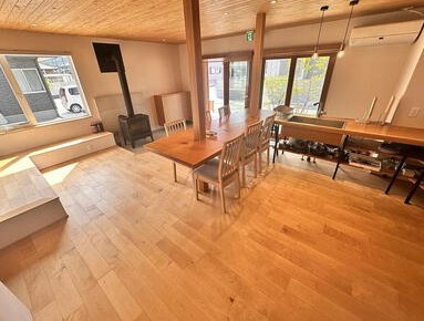 【居間・リビング】 | 洲本市上内膳　中古住宅 | 室内画像