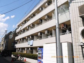 【外観】 | 「東長崎」より徒歩１分の好立地。需要の多い投資マンションです。