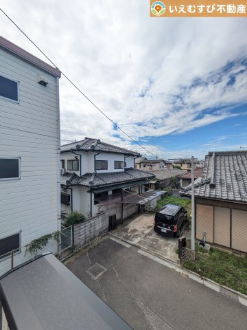 BLOOMING GARDEN　本庄市下野堂の展望|高い建物が無く開放感のある展望
バルコニーからの展望も開けていて閑静な住宅地が望めます。日当りも良いですね♪