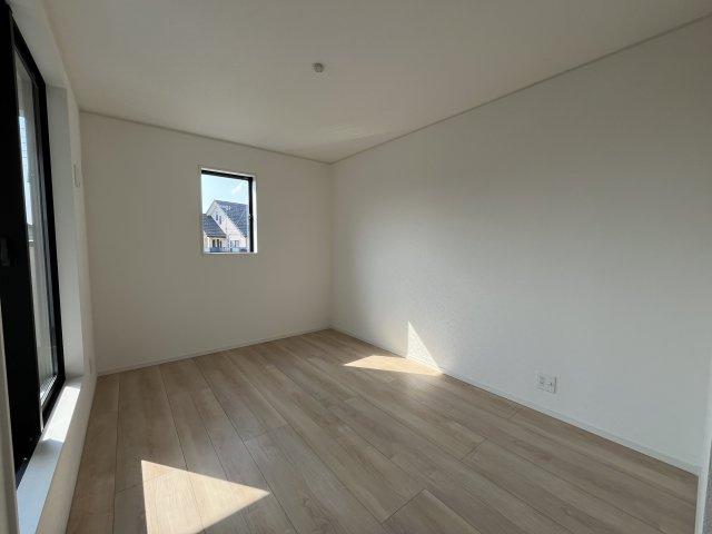 【洋室】 | 神川町新里第3  クレイドルガーデン　新築戸建　全3棟　2号棟