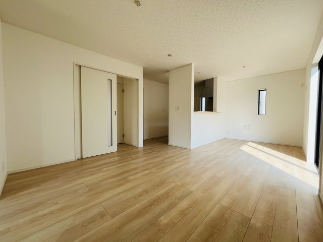 【居間・リビング】 | 神川町新里第3  クレイドルガーデン　新築戸建　全3棟　2号棟