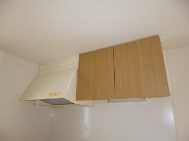 サンキャロットＡのキッチン|キッチン上収納