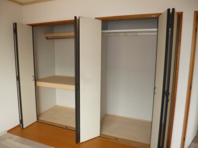 サンキャロットＡの収納|クローゼット