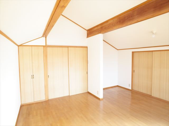 東松山市松葉町3丁目　中古戸建のその他|屋根裏スペース