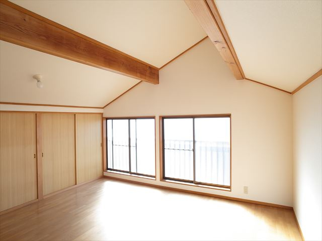 東松山市松葉町3丁目　中古戸建のその他|屋根裏スペース