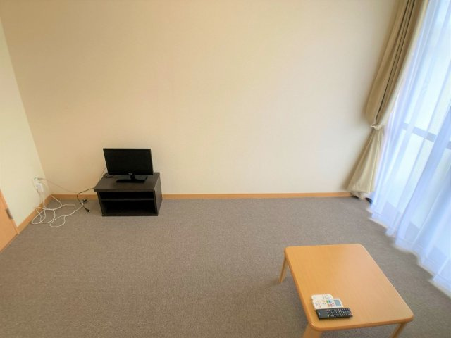 【居間・リビング】 | 設備・使用は号室により異なる為、現況を優先いたします。