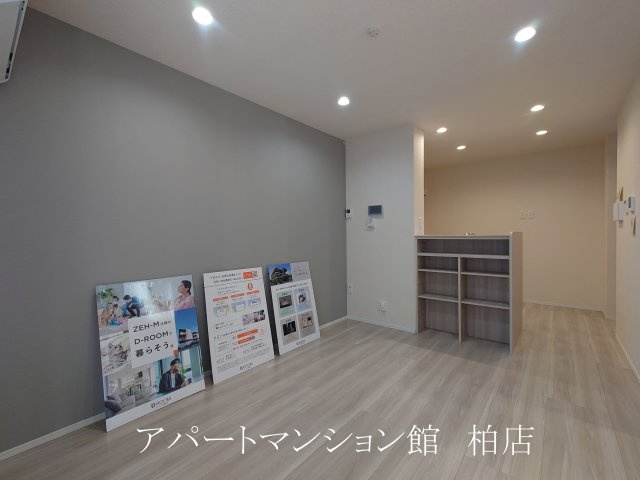 コニフェールⅢの居間・リビング