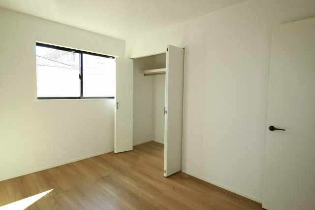 香美市土佐山田町宝町4丁目　3号棟（全5区画）　新築戸建の洋室|2F　南の部屋　6.0帖